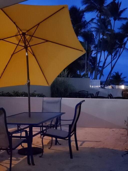 1St Level Unit Steps To Beach- Cold Air Conditioner At Poza Del Mar Luquillo Exterior foto